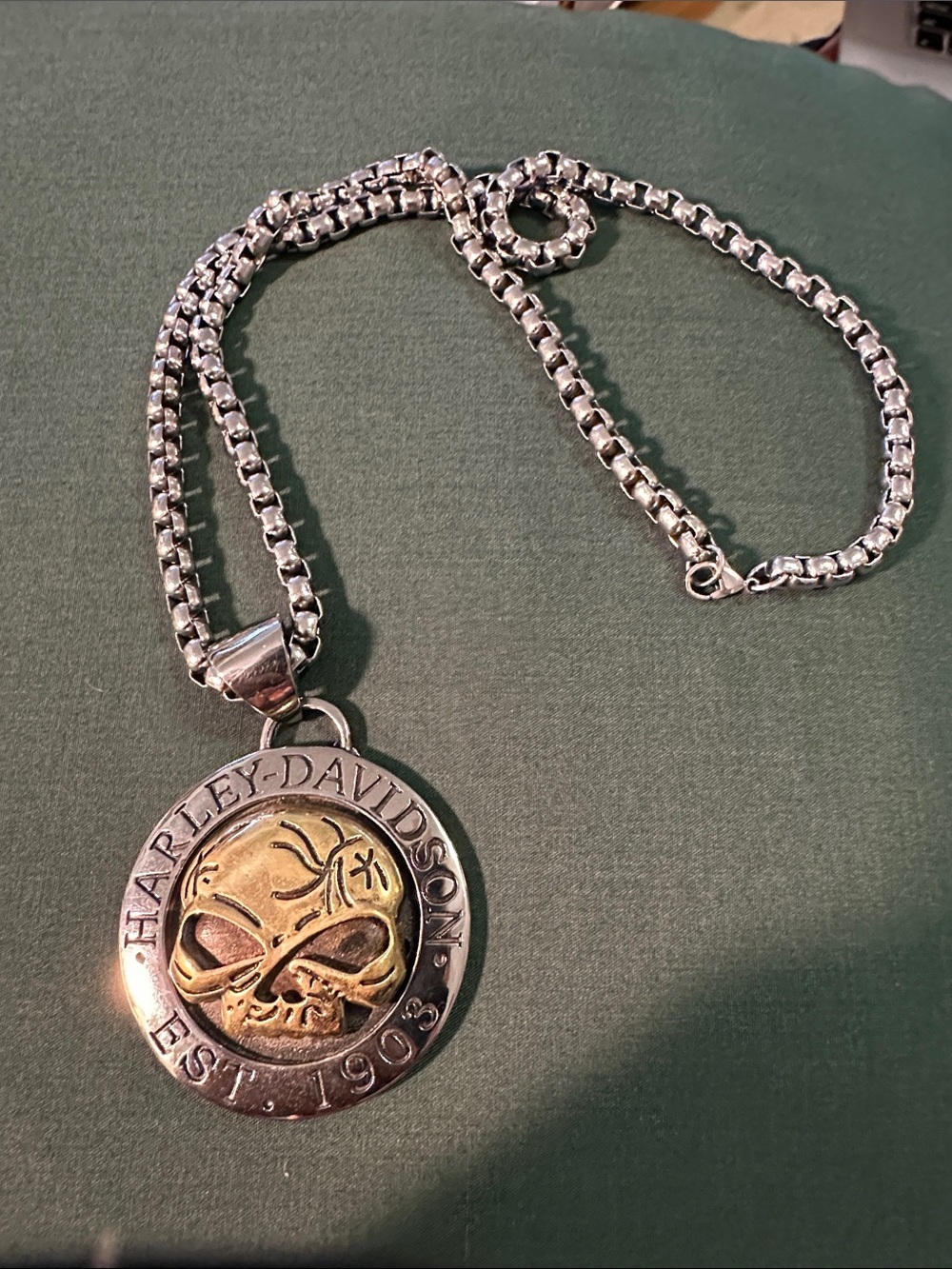 Harley-Davidson Two-Tone Skull Medallion Necklace - Silver & Gold